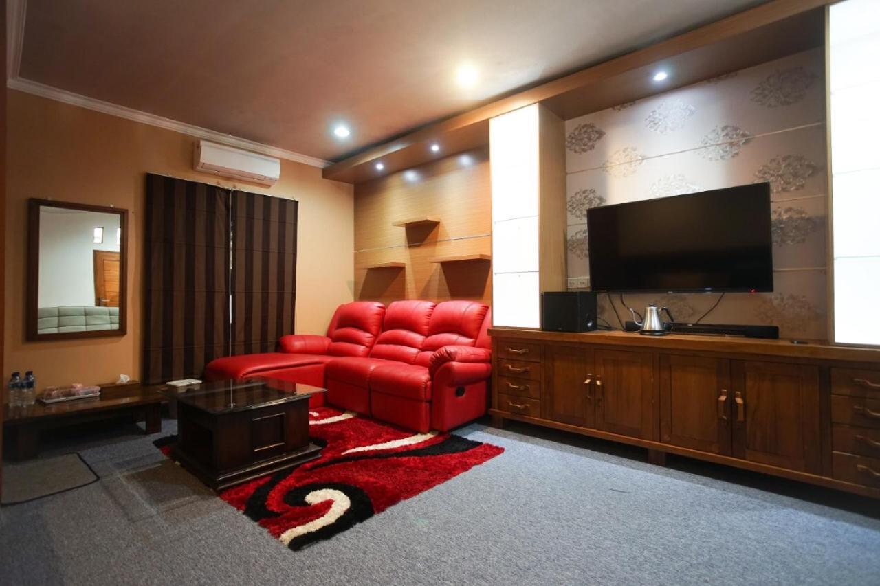 De Villa Cetho Karanganyar  Екстериор снимка