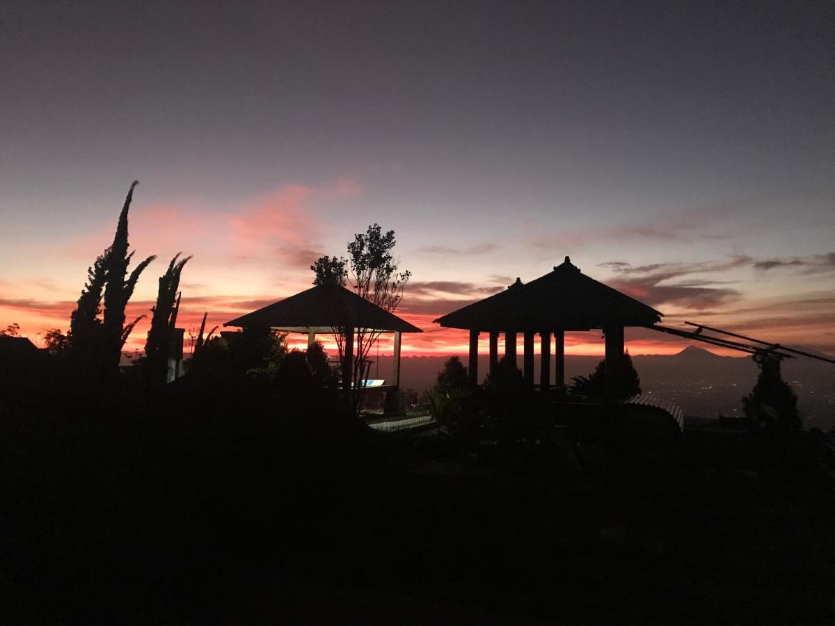 De Villa Cetho Karanganyar  Екстериор снимка