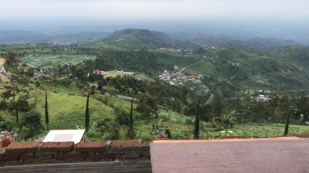 De Villa Cetho Karanganyar  Екстериор снимка
